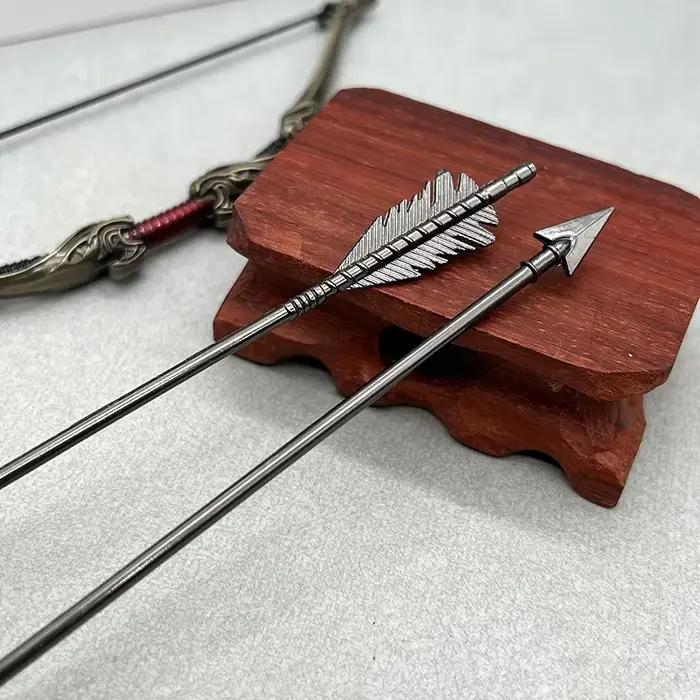 18cm God of War: Ragnarok Jeu Réplique Aesir Arc Arme Métal Modèle Atreus 1:6 Figurine Accessoire Ornements De Collection Jouet Dropshipping Vente En Gros Vente Chaude Cadeaux Nouvelle Arrivée Cadeau