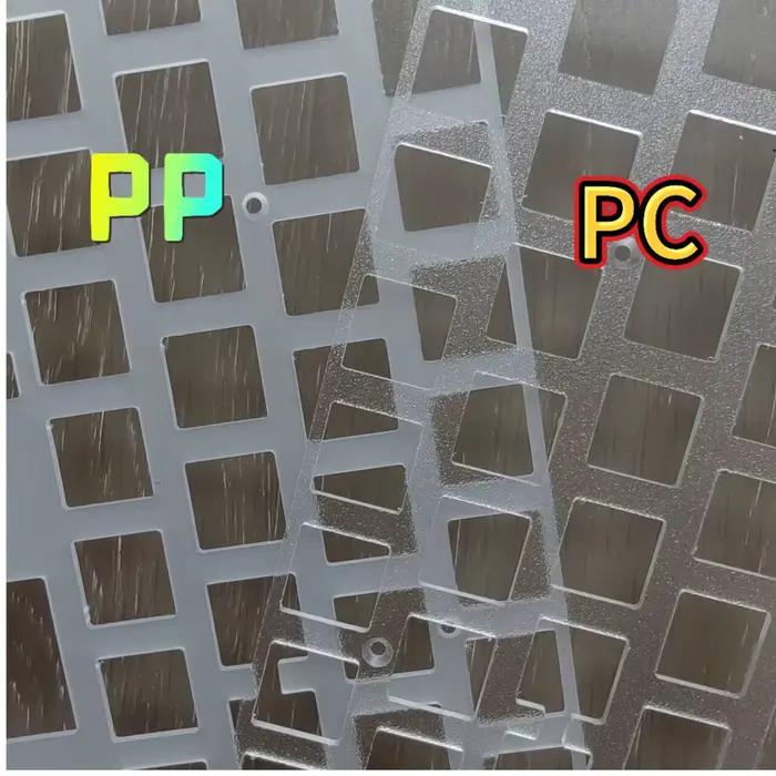 Clavier mécanique TGR Jane V3 F13 ANSI Full Acoustic Hole Aluminium CF PP PC POM FR4 PEI Laiton (pour visser les stabilisateurs sur PCB)