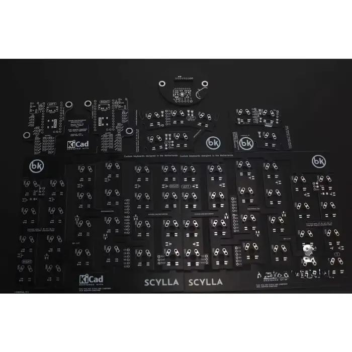 Clavier mécanique filaire Charybdis MK2 Material Track Ball QMK