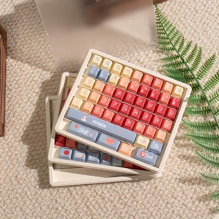 Boîte de rangement pour touches de clavier noir et blanc