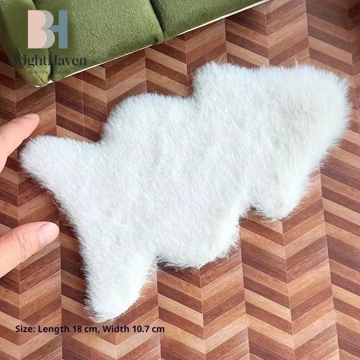Tapis en peluche imitation peau de mouton pour maison de poupée 1/12