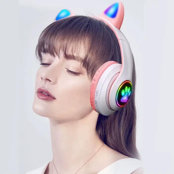 Écouteurs sans fil Bluetooth avec oreilles de chat roses