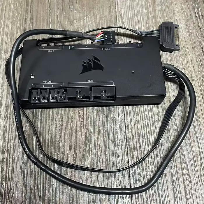 Contrôleur de ventilateur PC Original pour Corsair Commander Pro