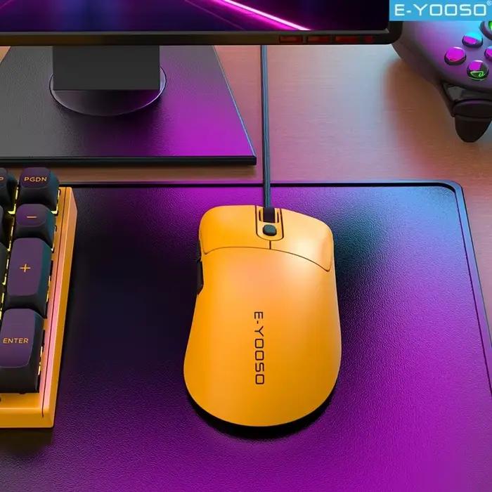 E-YOOSO souris de jeu filaire USB six boutons macro ergonomique pour ordinateur portable PC gaming expérience de jeu confortable et personnalisable