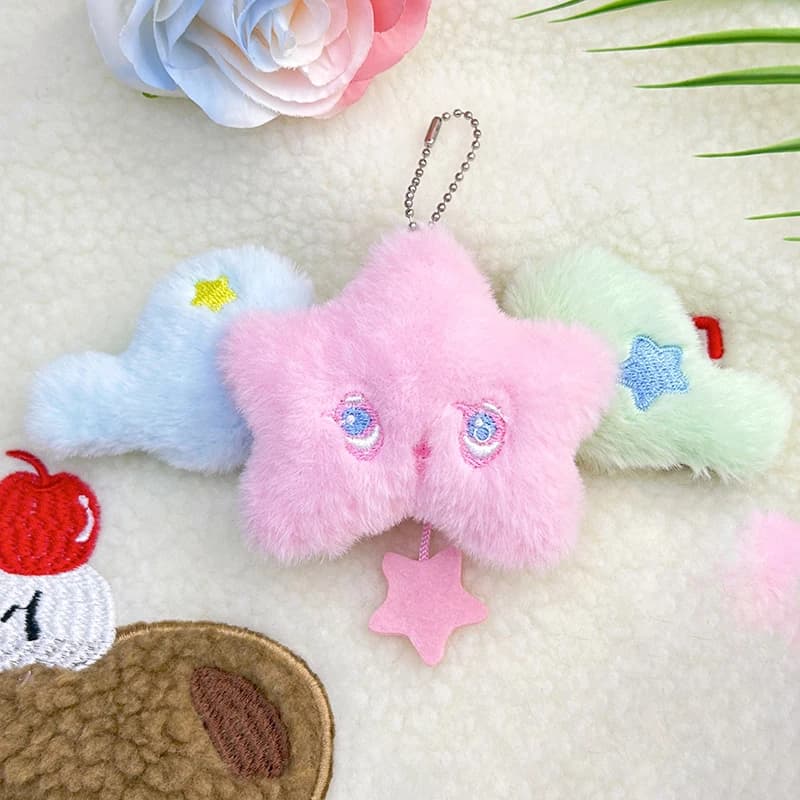 Dessin animé mode ailes étoile pendentif porte-clés poupée mignonne en peluche pendentif créatif Kaw