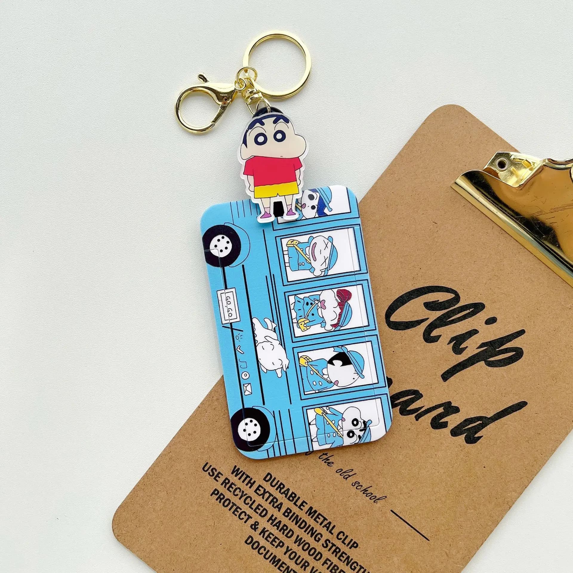 Porte-clés Kawaii Anime Crayon Shin-chan pour couple, étudiant, étui pour carte d'identité, de bus,